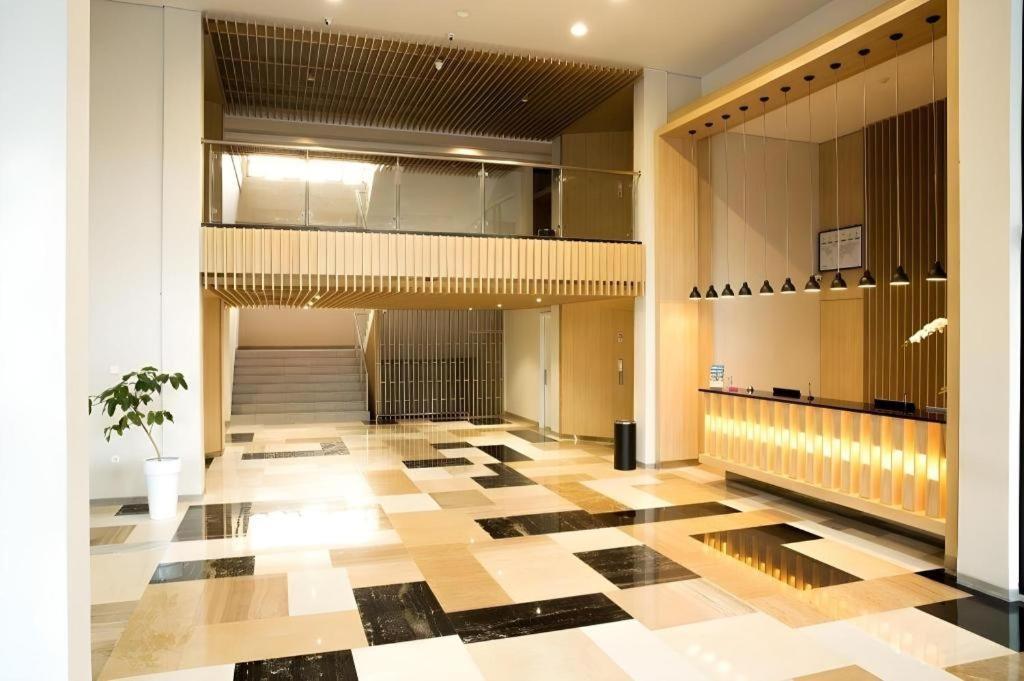 Lemo Hotel Serpong Tangerang Exterior foto