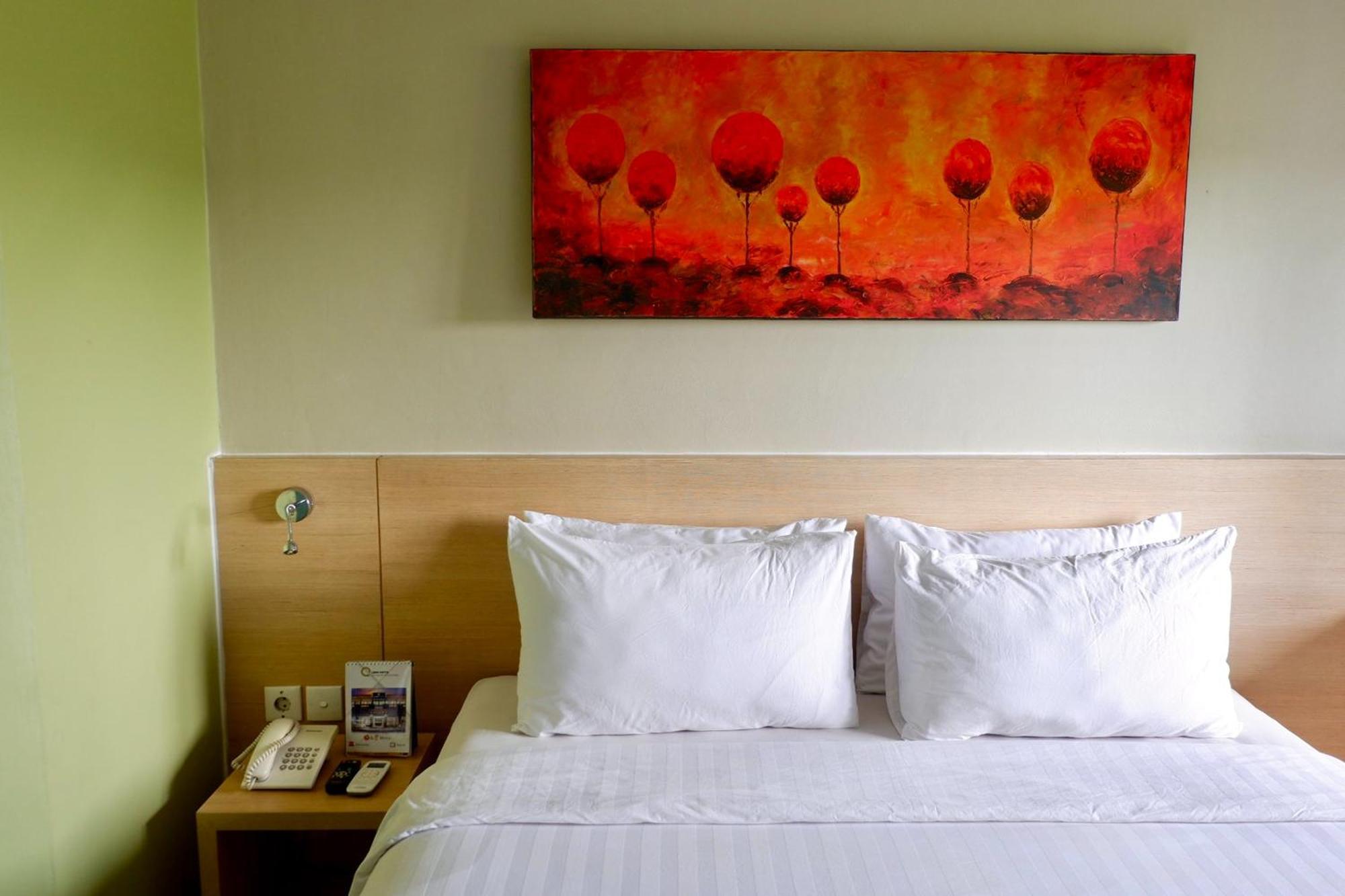 Lemo Hotel Serpong Tangerang Exterior foto